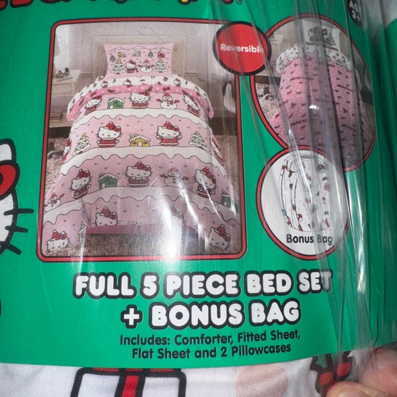 Hello Kitty Festive size Full Bed Set - White and Red - Picture 5 of 7